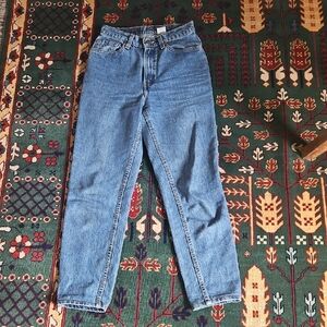 Vintage Levi's Women's Straight Leg 512 Jeans